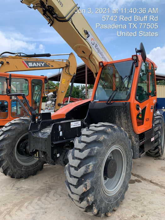 2021 JLG 1732