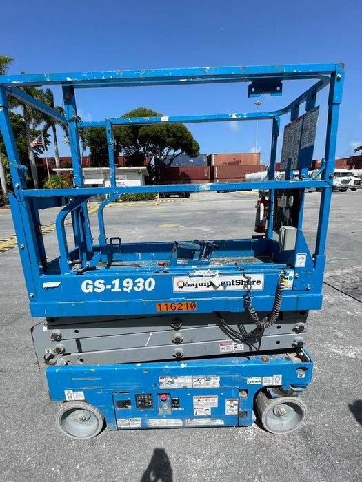 2020 Genie GS-1930 Solid Non Marking Tires, Beacon, Folding rails with half height swing gate