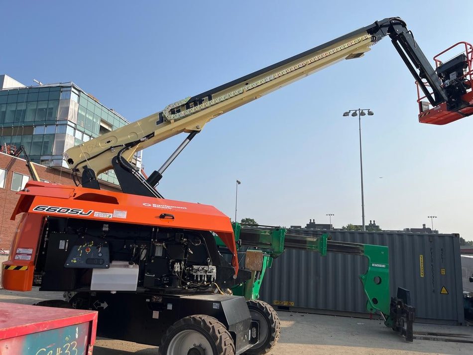 2025 JLG 660SJ