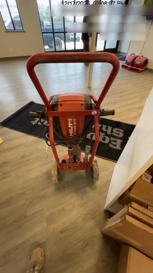 2020 HILTI TE 3000-AVR
