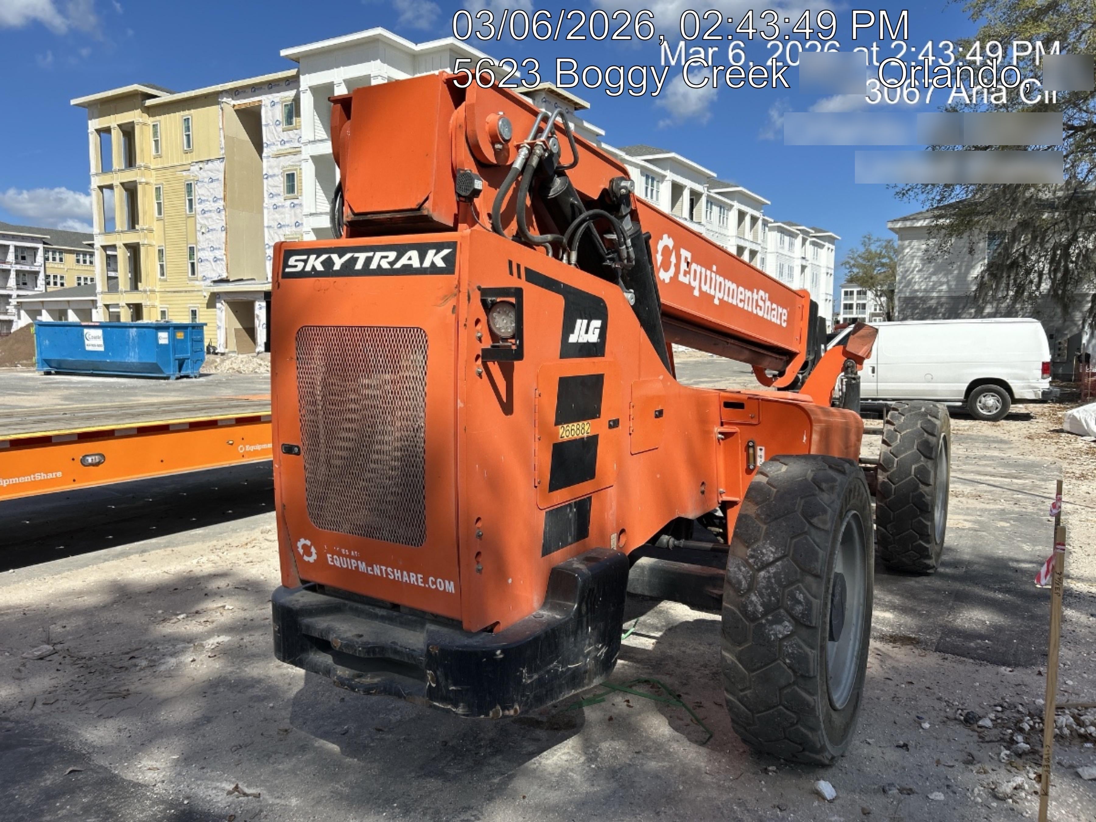 2022 SKYTRAK 8042