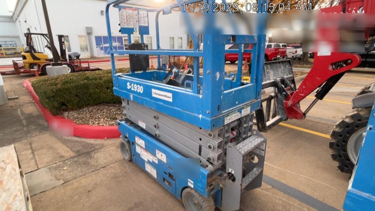 2020 Genie GS-1930 Solid Non Marking Tires, Beacon, Folding rails with half height swing gate