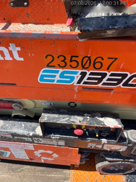 2022 JLG ES1330L