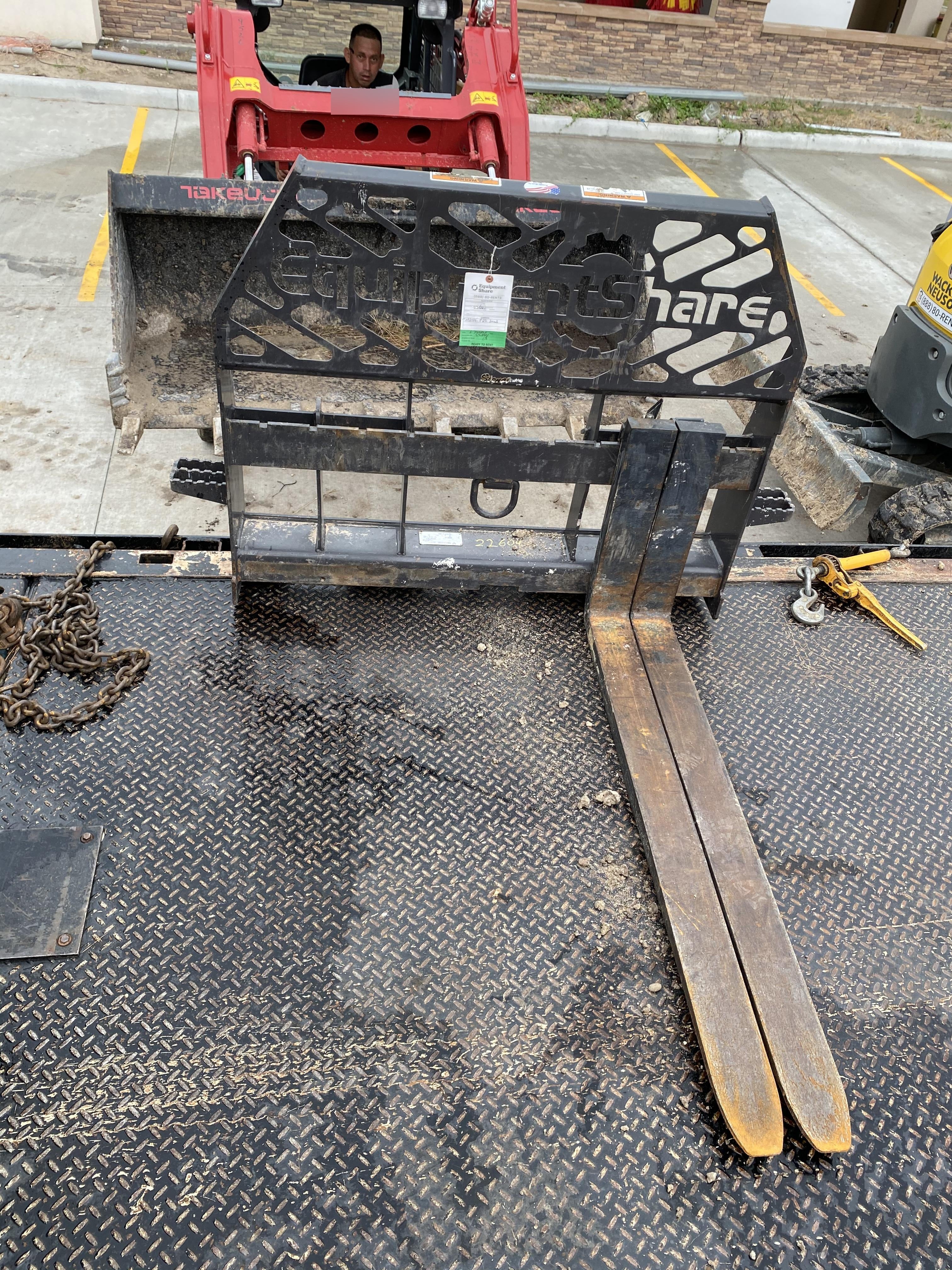 2018 PALADIN 48" Pallet Forks - Paladin