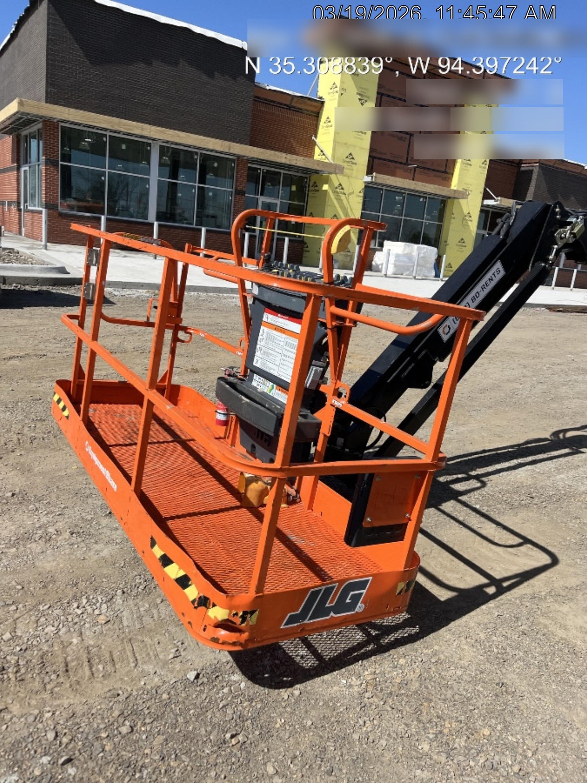 2025 JLG 660SJ