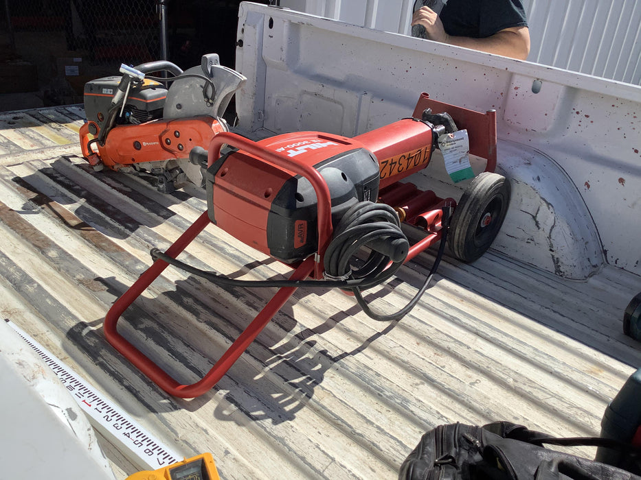 2020 HILTI TE 3000-AVR