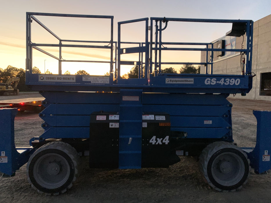 2020 GENIE GS-4390 RT