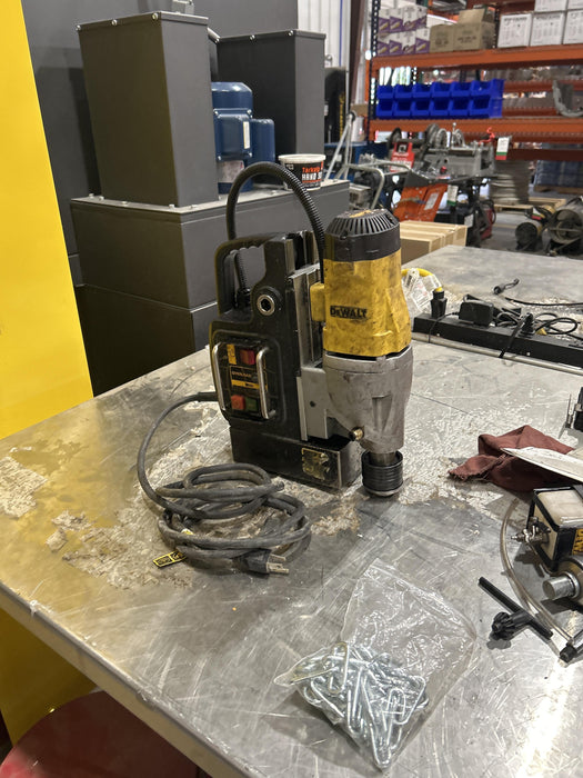 2022 DEWALT DWE1622K