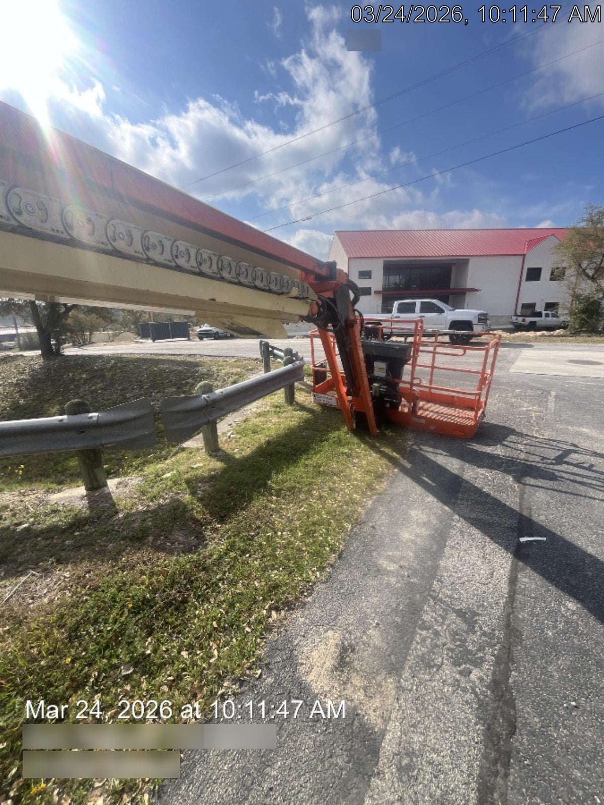 2019 JLG 660SJ