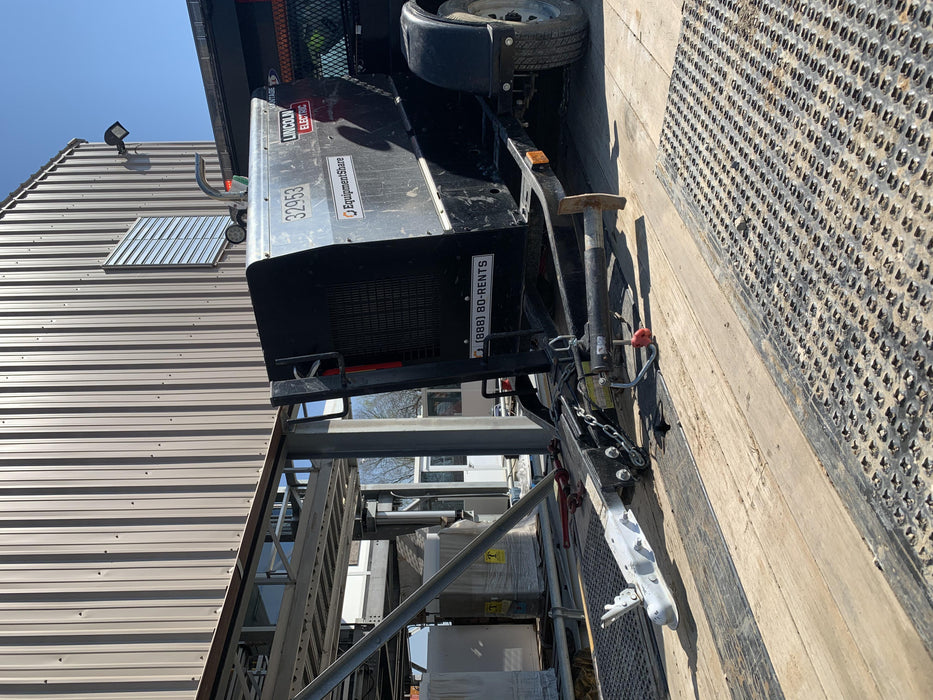 2019 Lincoln Electric Vantage 322 Welder Ready-Pak 3, Two wheel trailer, Fender and Light kit, Cable Rack