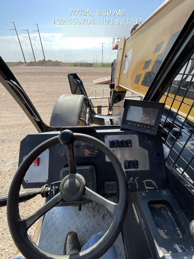 2022 SANY STH1256