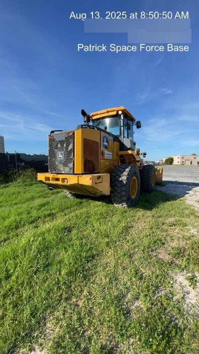 2019 John Deere 624L 4yd Wheel Loader, Cab/Heat/Air, 3 Function Hydraulics, JRB Hydraulic QC, QC 4yd bucket w/smooth cutting edge, QC Carriage, 72" Fork Tines, 5yr/5,000hr Powertrain and Hydraulics extended warranty