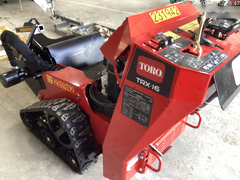 2022 TORO TRX-16
