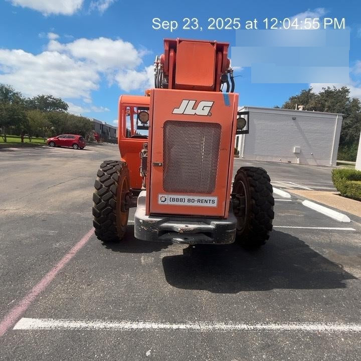 2021 SKYTRAK 8042