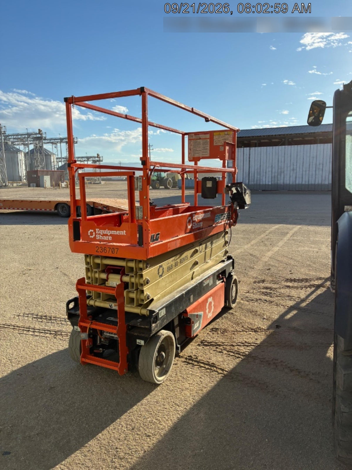 2022 JLG ES2632