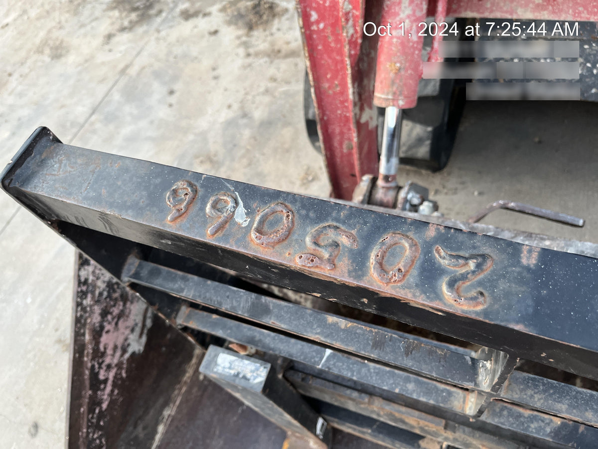 2022 ARROW MATERIAL HANDLING 60" Pallet Forks - Arrow