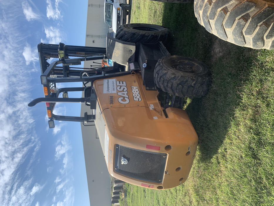 2019 CASE 588H