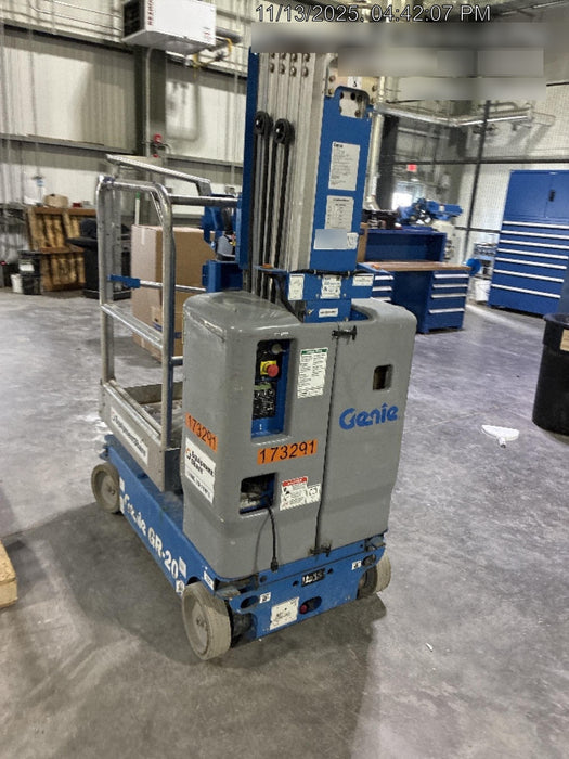 2021 GENIE GR-20