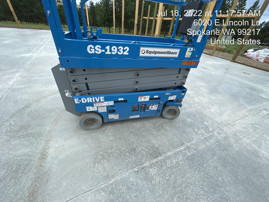 2021 GENIE GS-1932