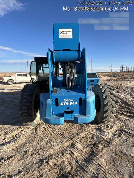 2022 GENIE GTH-844