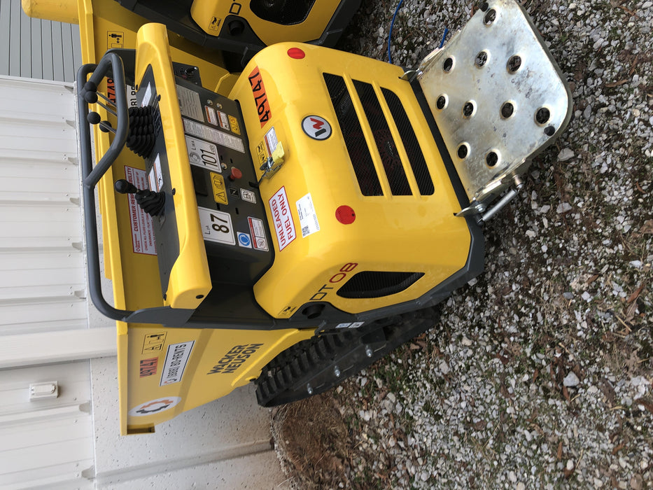 2019 WACKER NEUSON DT08