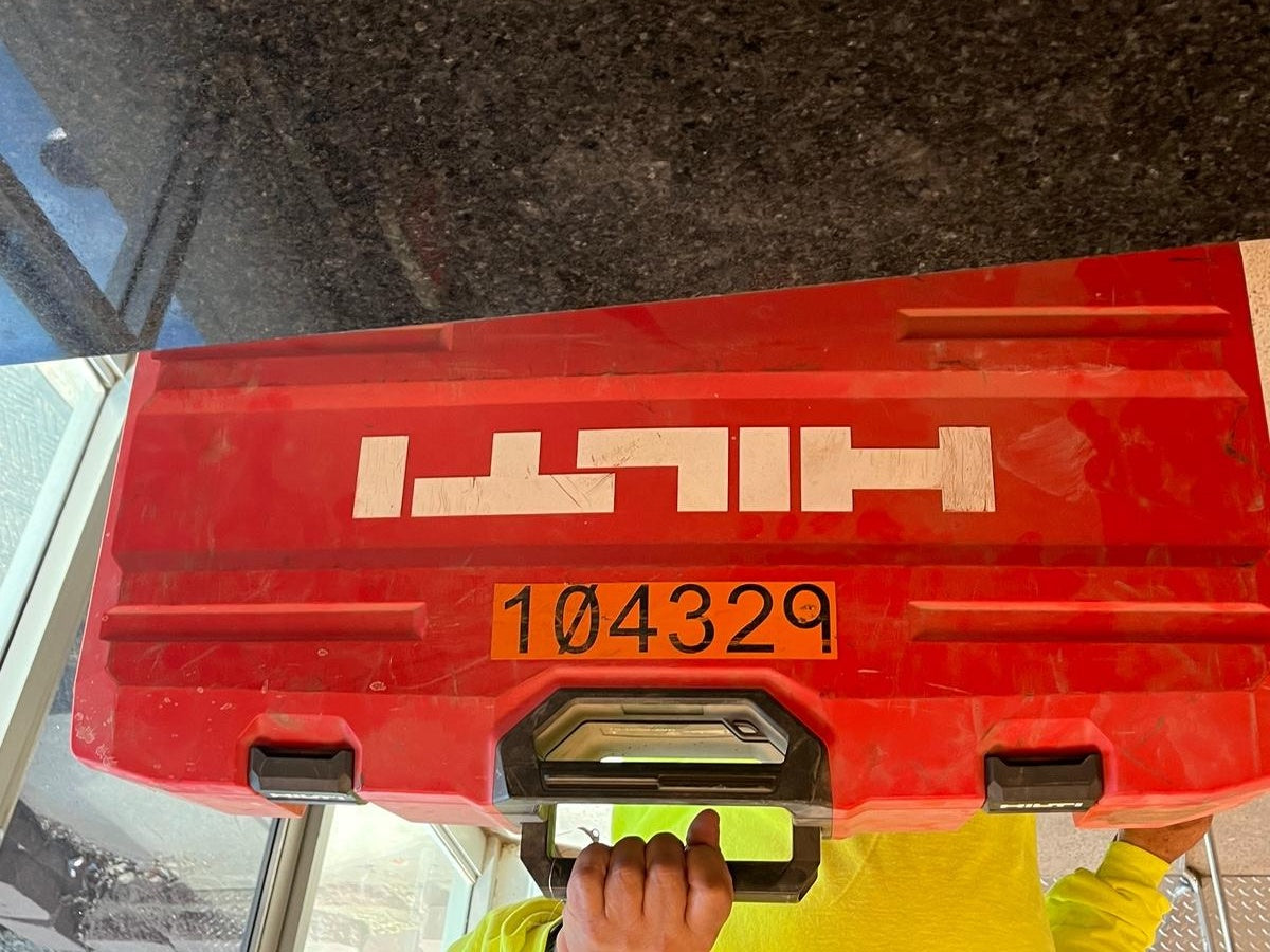 2020 HILTI TE 1000-AVR