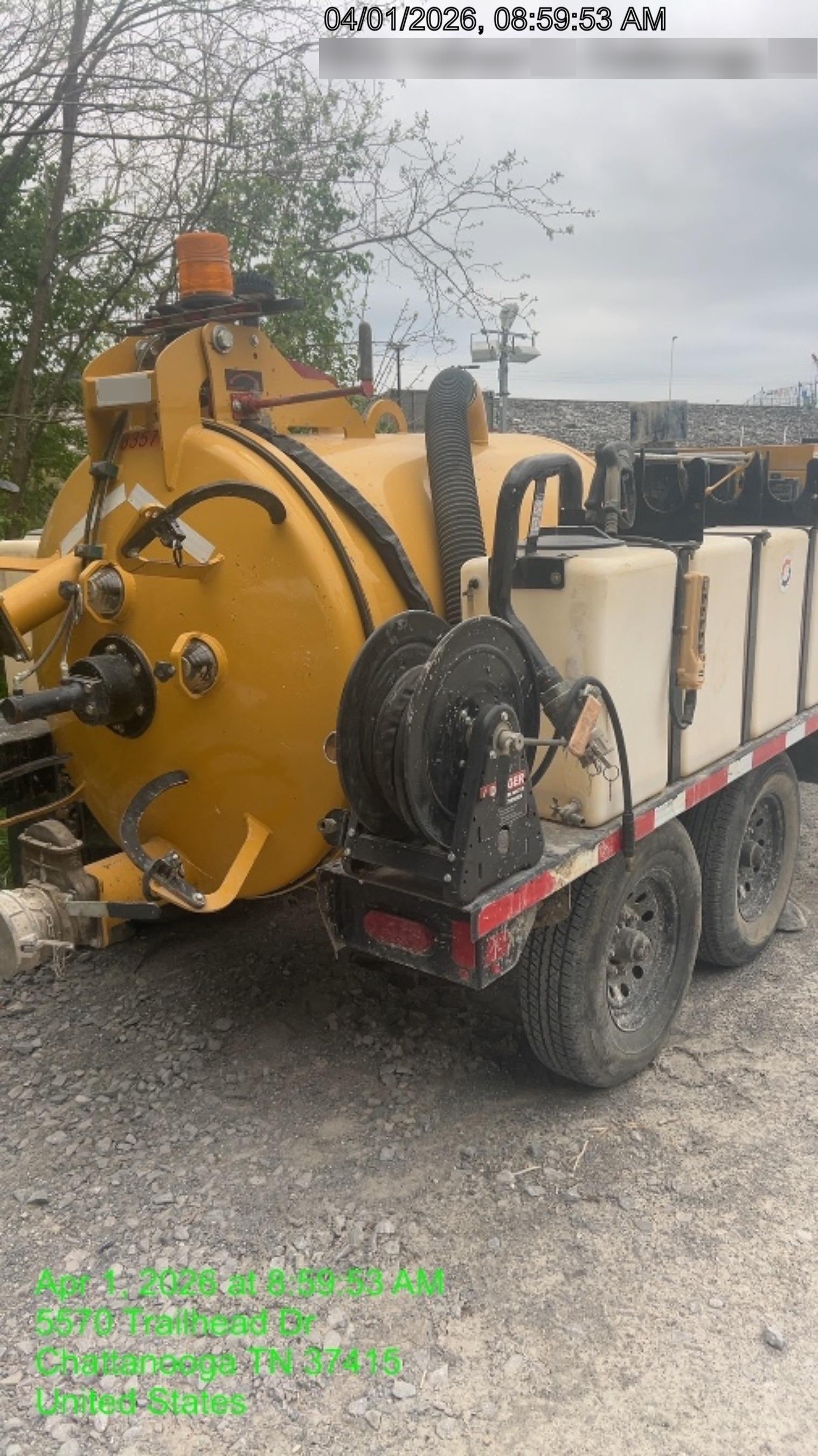 2023 Vac-Tron LP573XDT T4 Koehler Diesel Engine, 500 Gallon Debris Tank, x2 100 Gallon Water Tanks