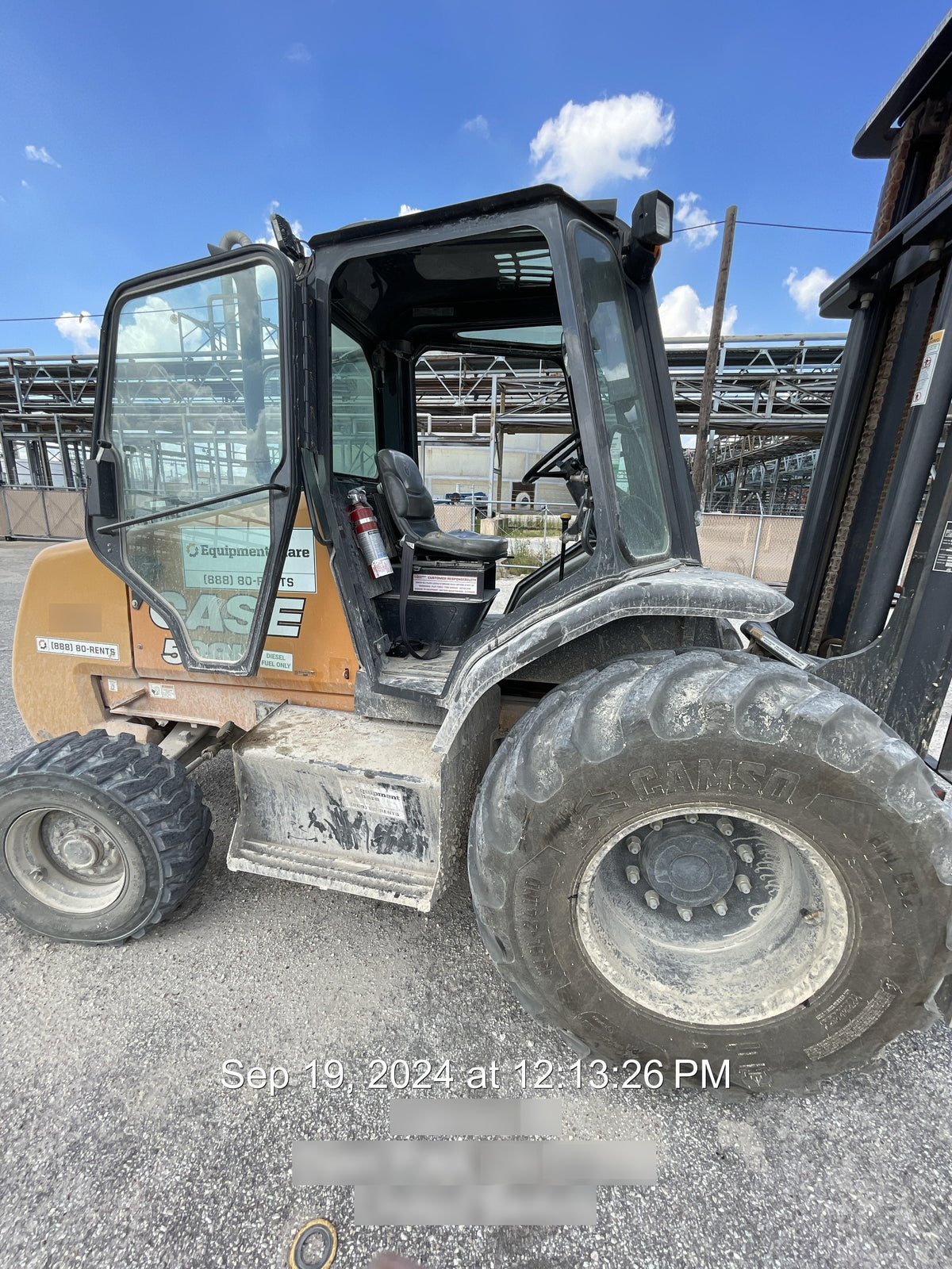 2019 CASE 588H