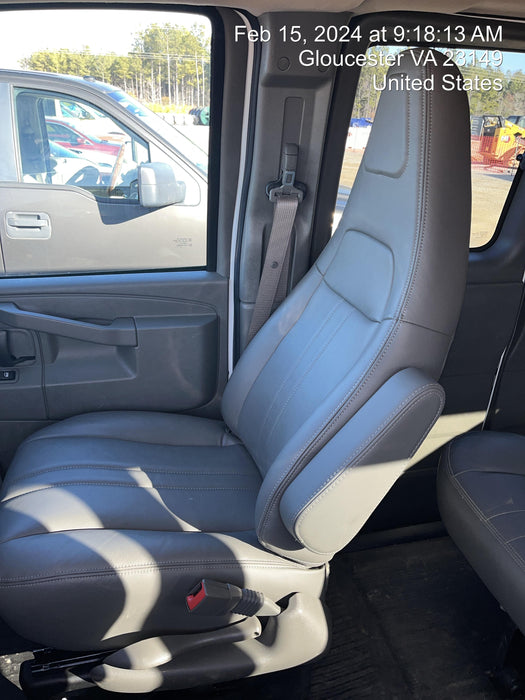 2023 CHEVROLET Express Van - Rental