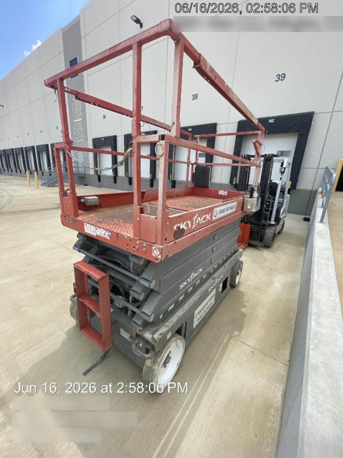 2016 Skyjack SJIII-4632 Skyjack SJ4632 Scissor Lift