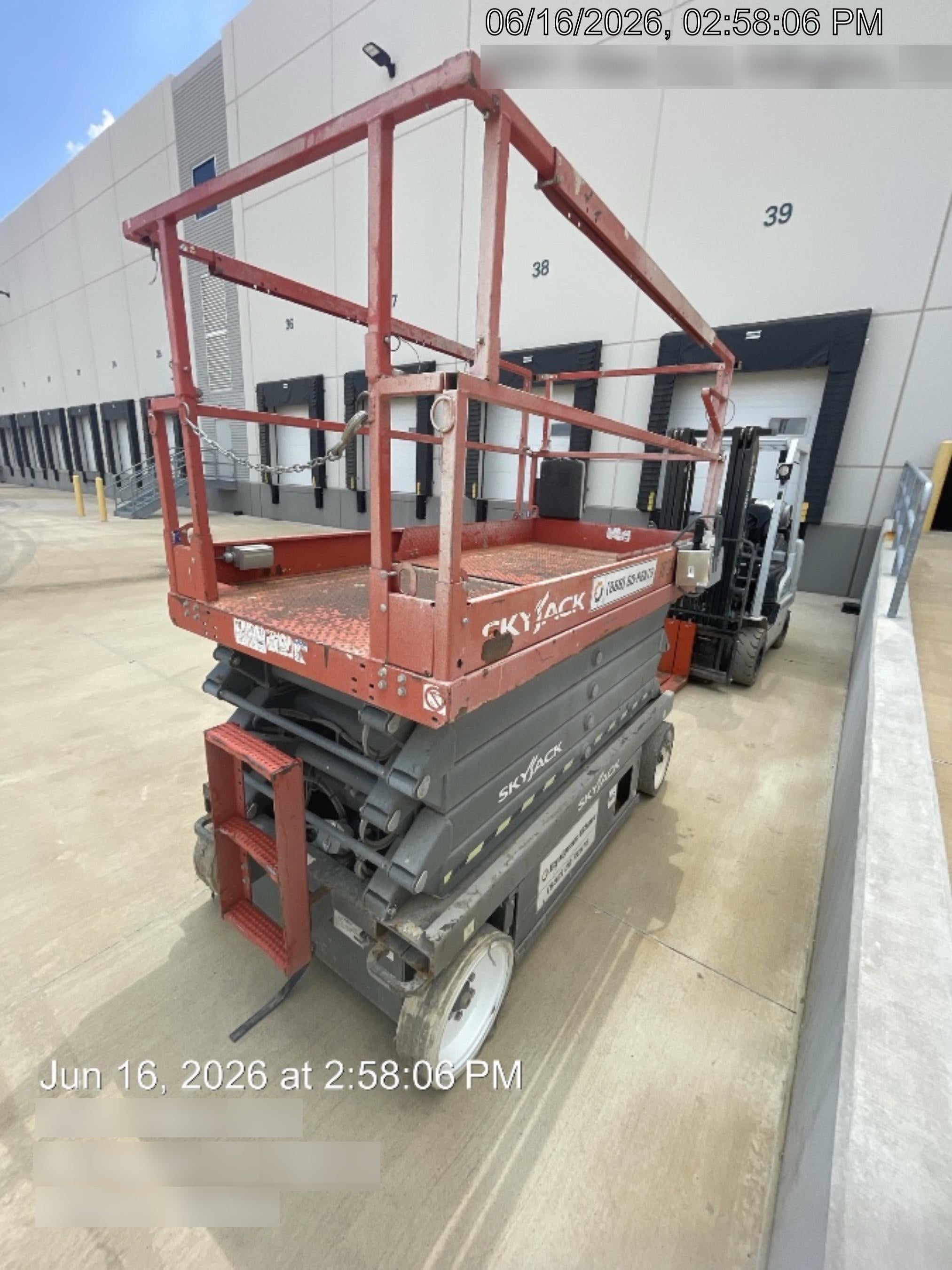 2016 Skyjack SJIII-4632 Skyjack SJ4632 Scissor Lift