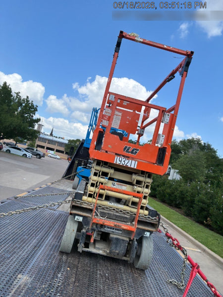 2021 JLG ES1932