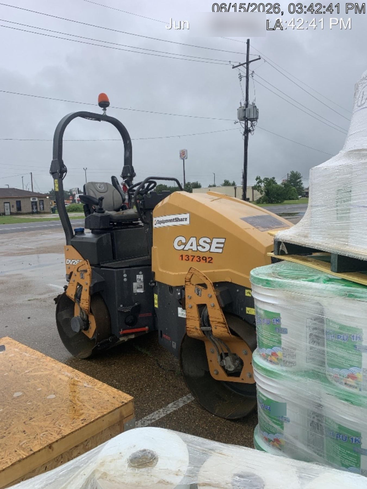 2021 CASE DV26E