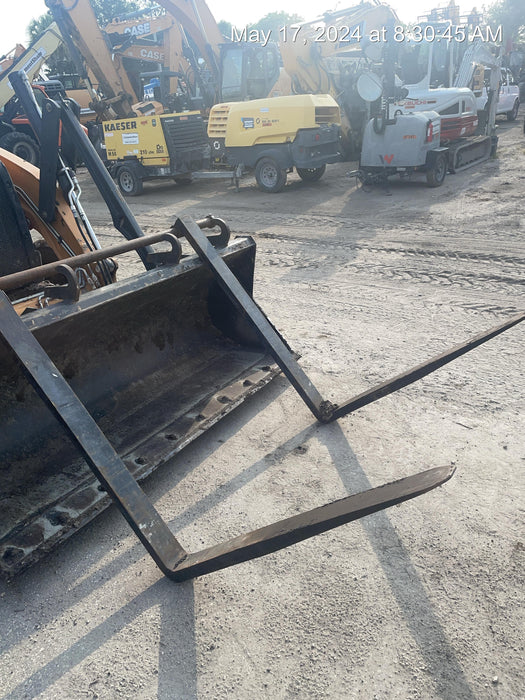 2014 WERK-BRAU 42" Forks - Backhoe