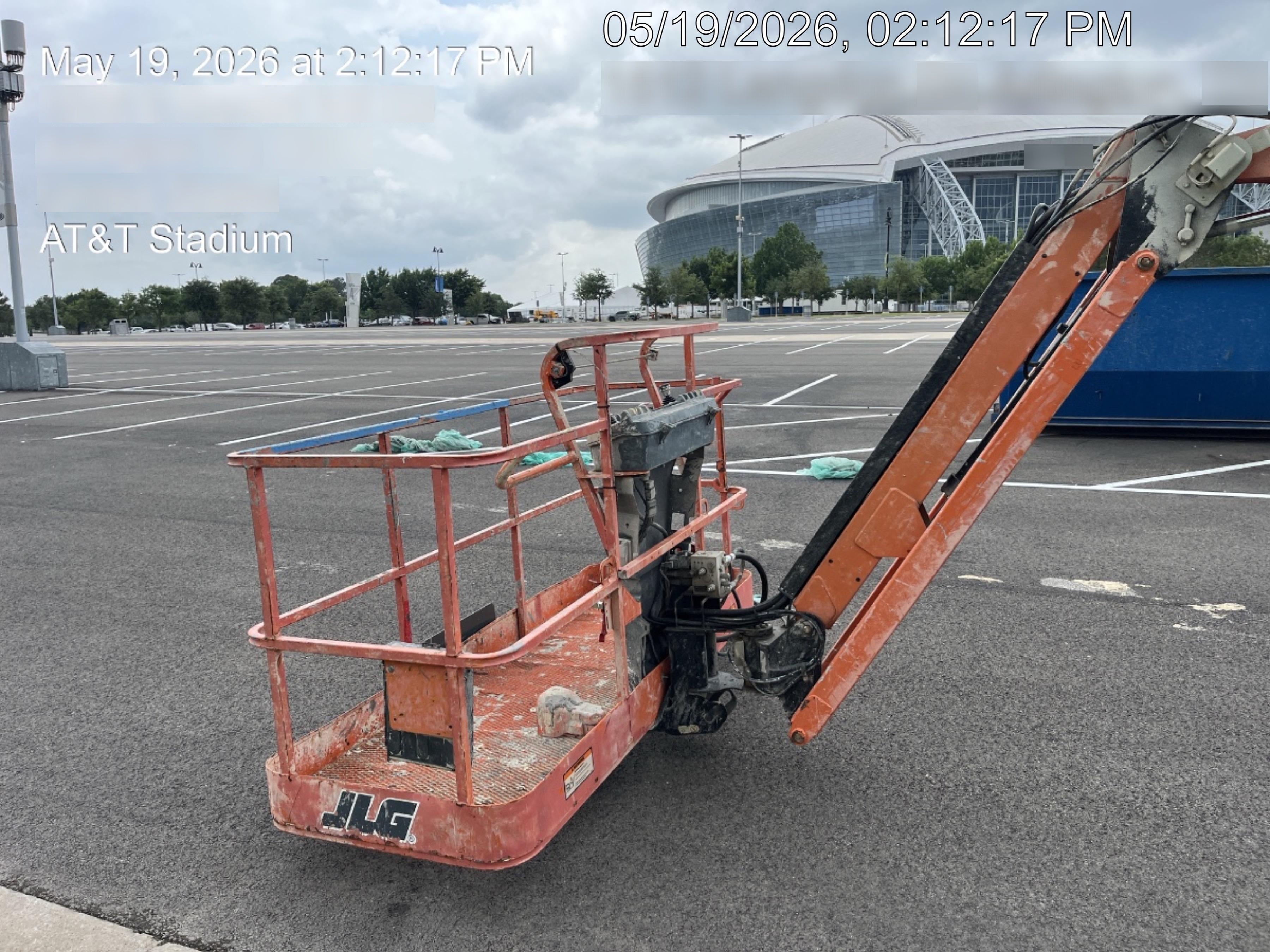 2019 JLG 660SJ