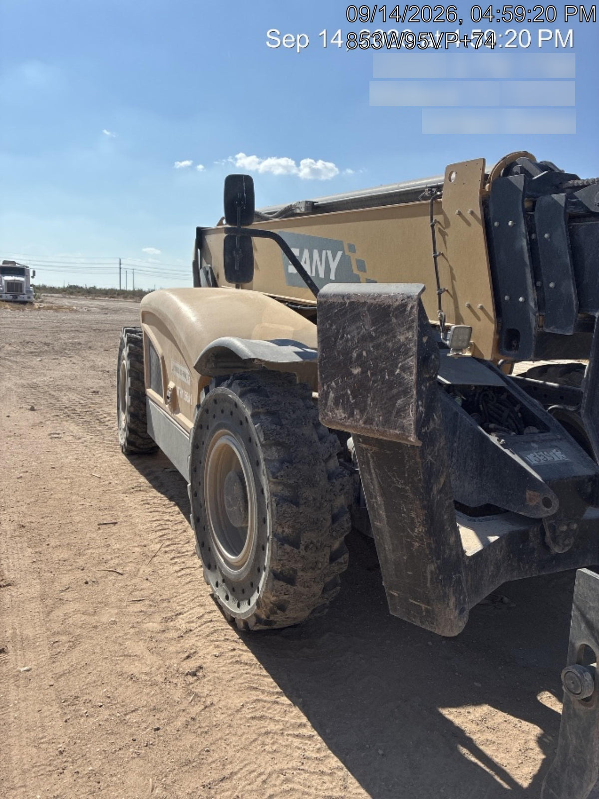 2021 SANY STH1056