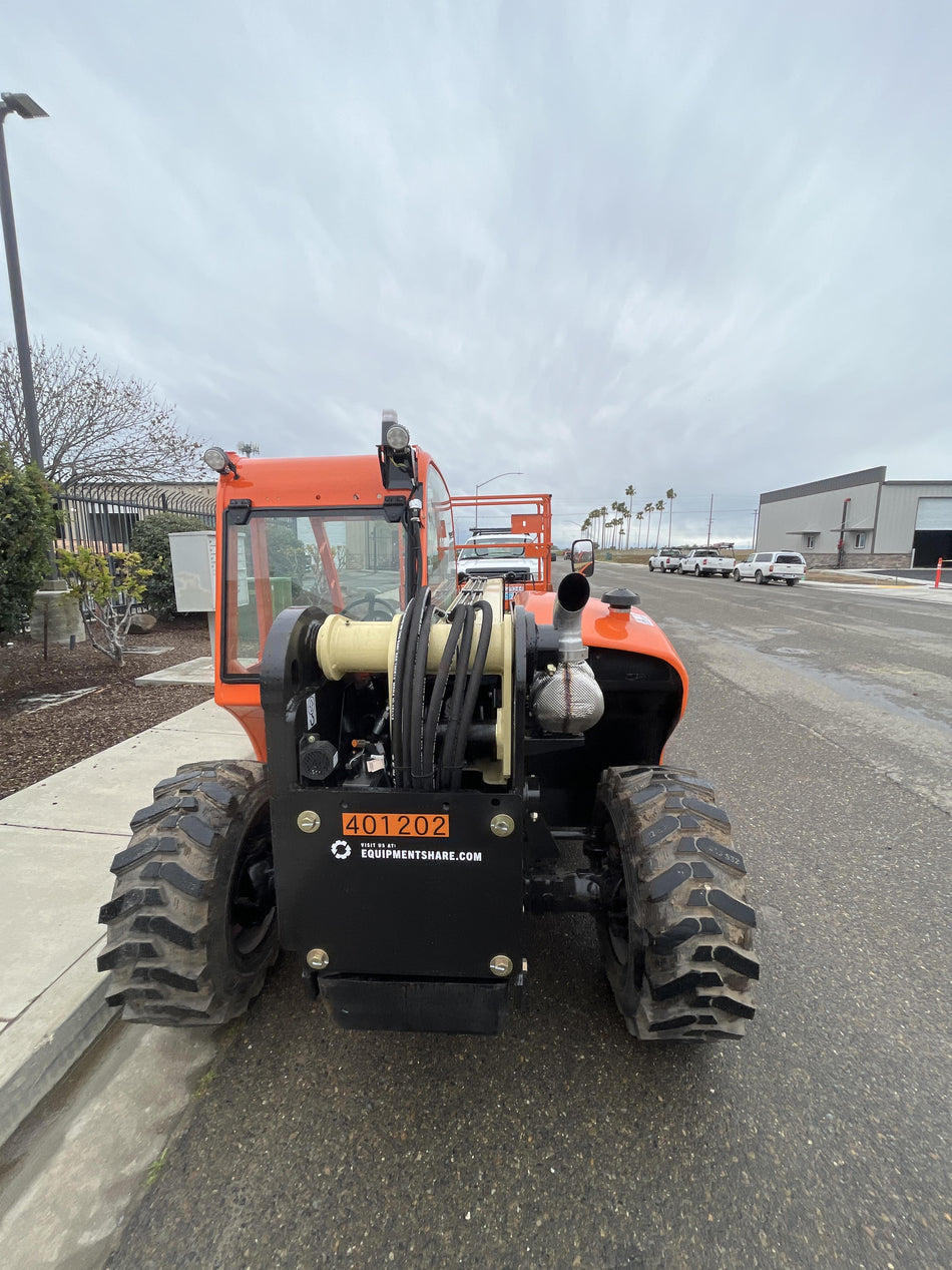 2024 JLG G5-18A