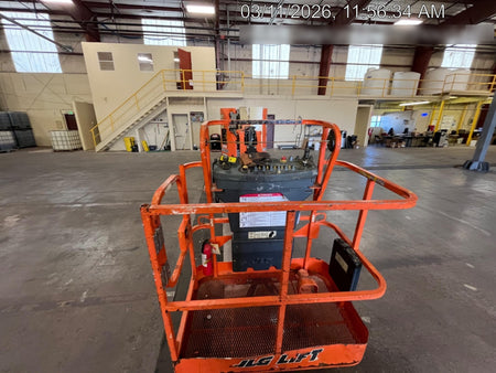 2019 JLG E300AJP