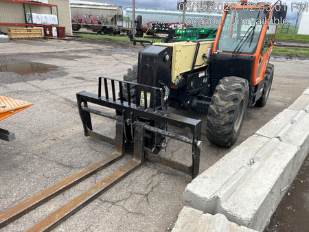 2021 JLG 1732