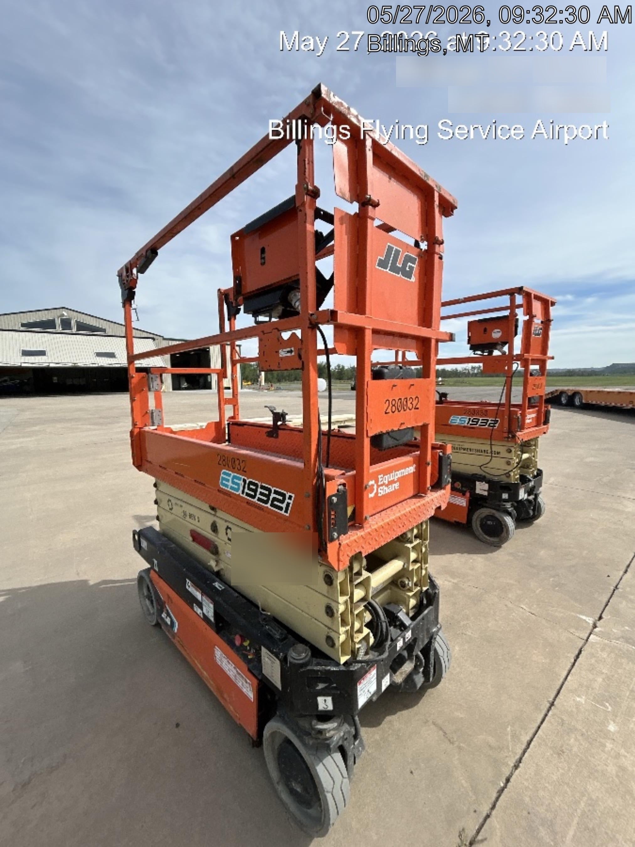 2022 JLG ES1932