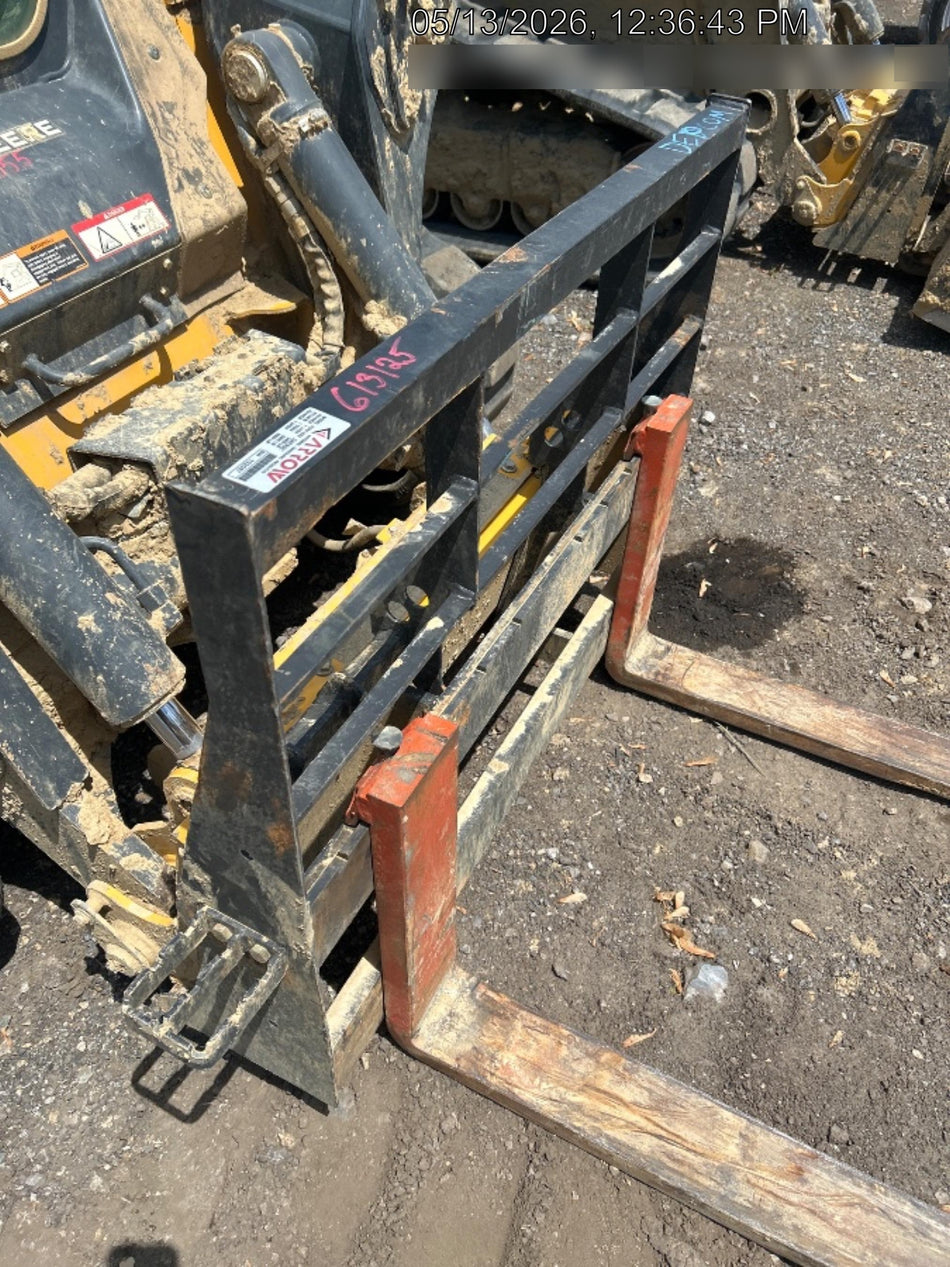 2025 ARROW MATERIAL HANDLING 72" Pallet Forks - Arrow