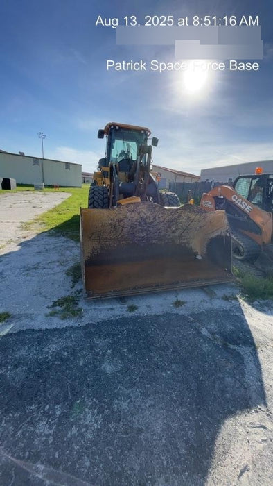 2019 John Deere 624L 4yd Wheel Loader, Cab/Heat/Air, 3 Function Hydraulics, JRB Hydraulic QC, QC 4yd bucket w/smooth cutting edge, QC Carriage, 72" Fork Tines, 5yr/5,000hr Powertrain and Hydraulics extended warranty
