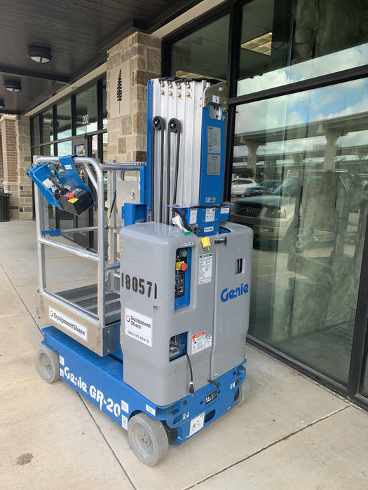 2021 GENIE GR-20