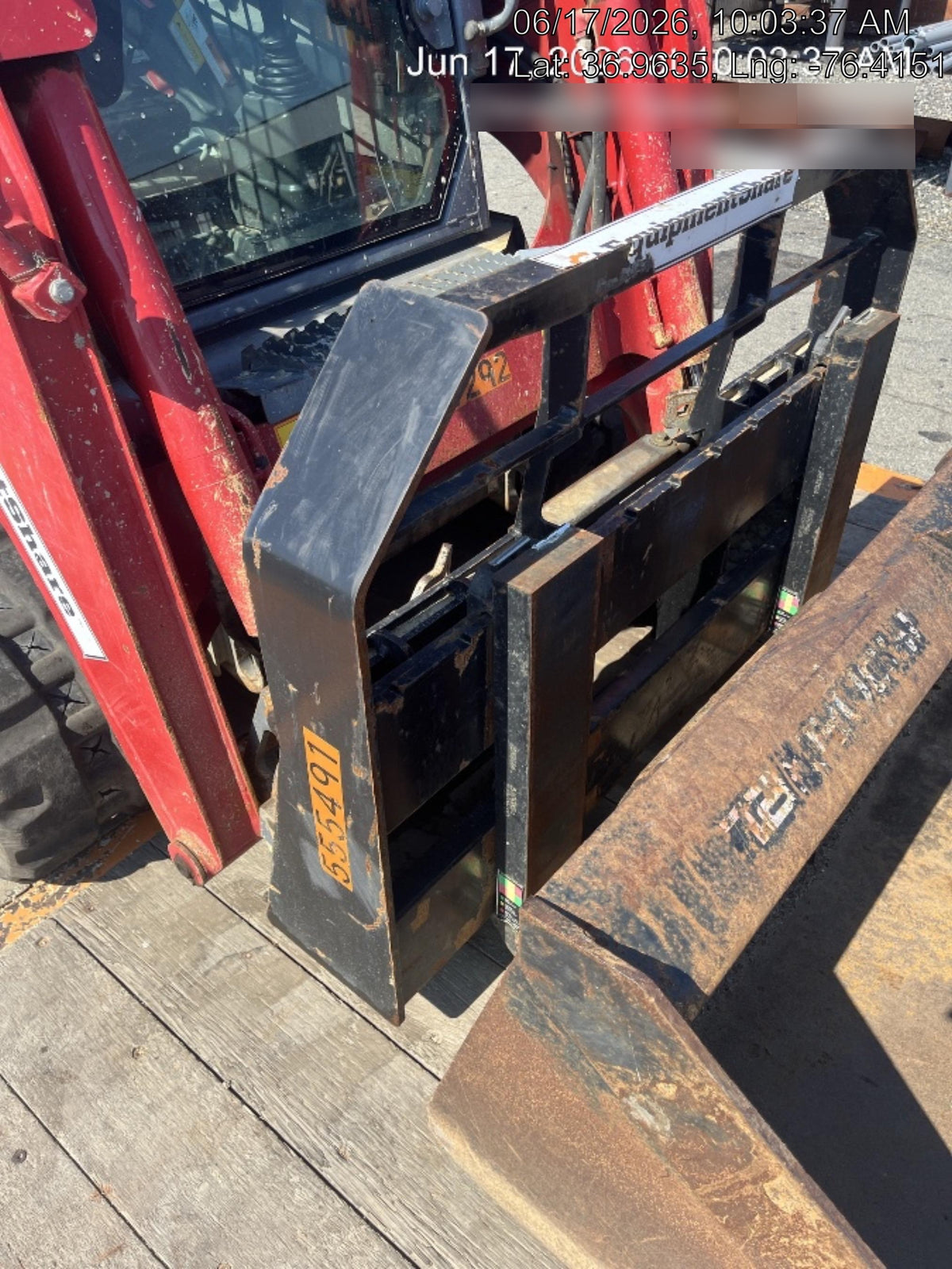 2024 ARROW MATERIAL HANDLING F5300