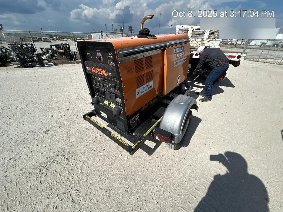 2023 Lincoln Electric LE400 Kubota V1505, Trlr, Cable Rack, Light Kit, ES Decals, T3