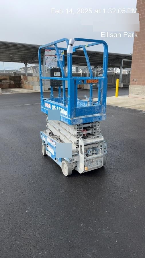 2021 GENIE GS-1330m