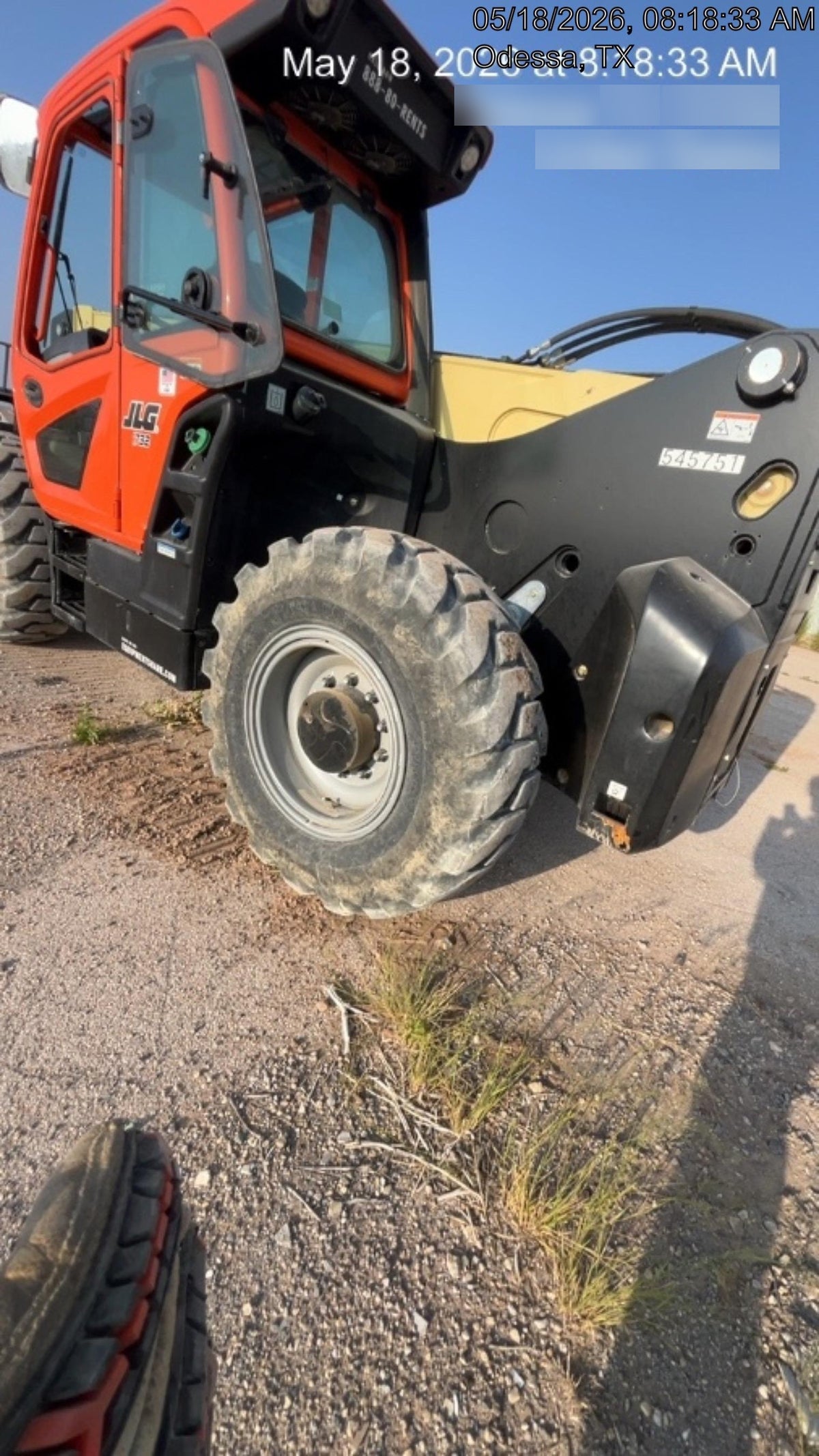 2025 JLG 1732