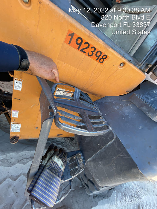 2016 Case 721F CLOSED CAB, JRB 416 STYLE HYD COUPLER