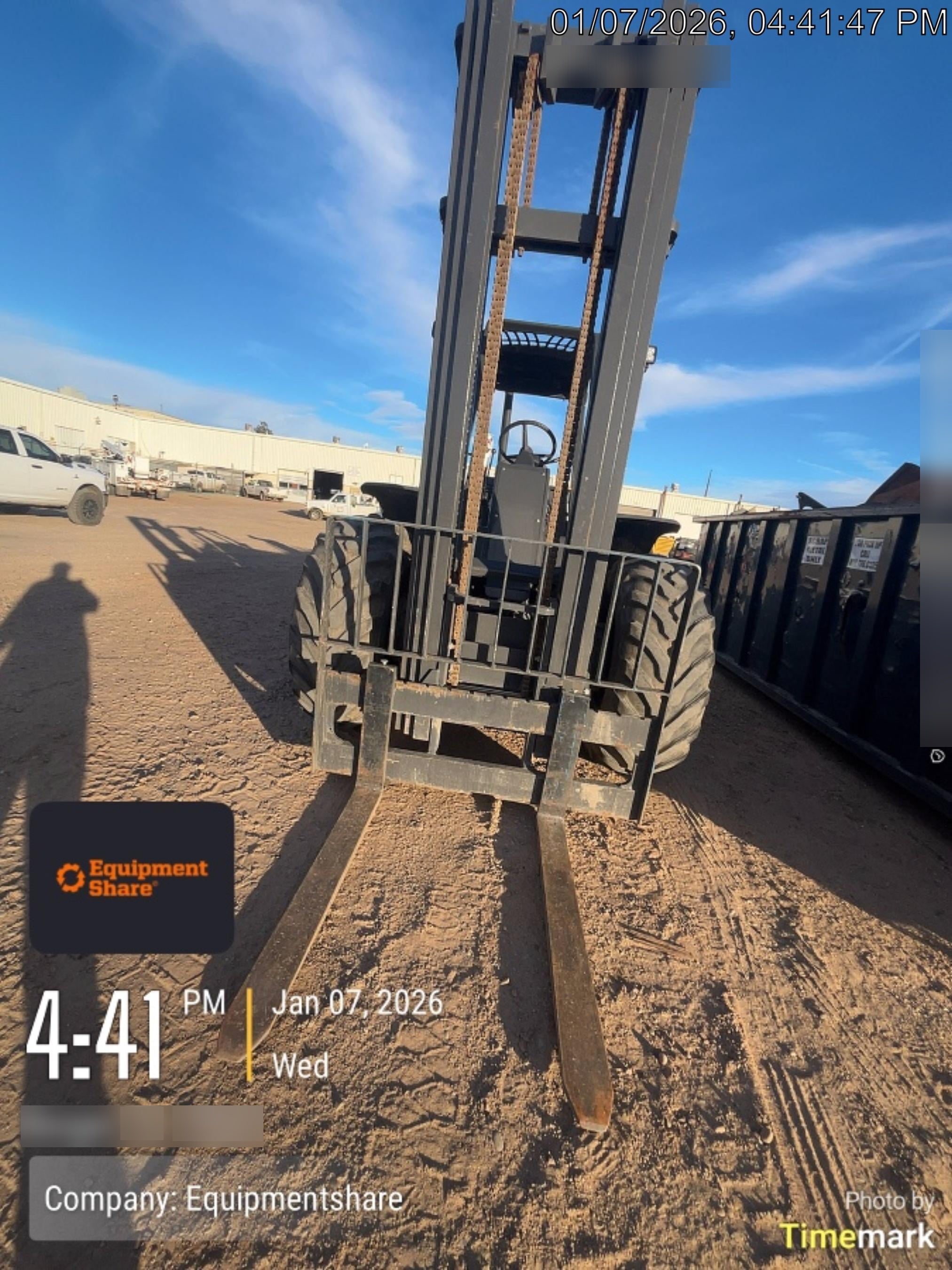 2023 CASE 588H