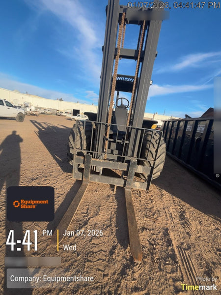 2023 CASE 588H